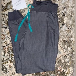 Figs XS Graphite Zamora Jogger scrub pants